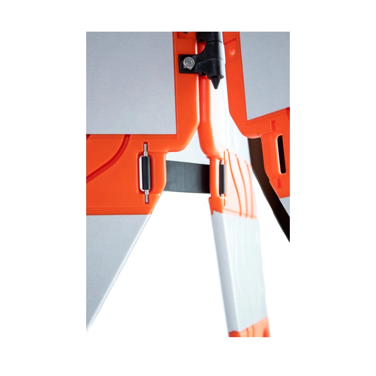 BR072-closeup-1200x1200-2025.webp