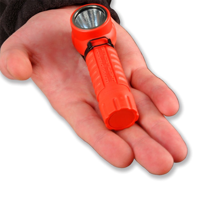 bk379_hand_1.jpg