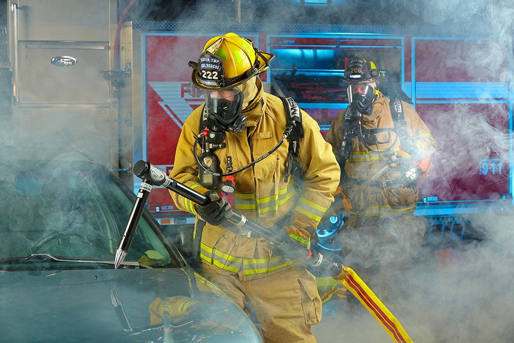 bl949-action.jpg