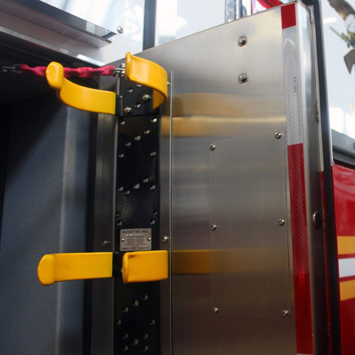 knockdown-walkaway-bracket-high-cycle-on-door.jpg